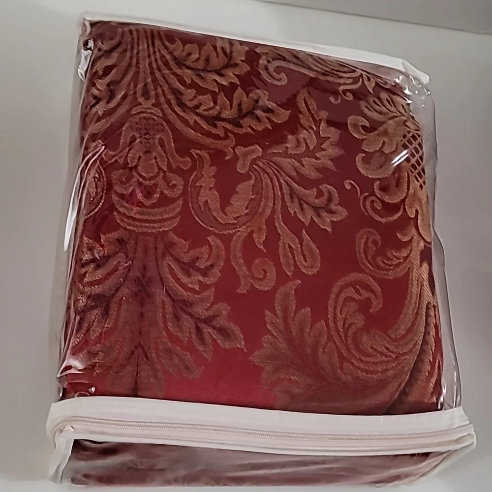 Quintessence Draperies 2 Panels 42